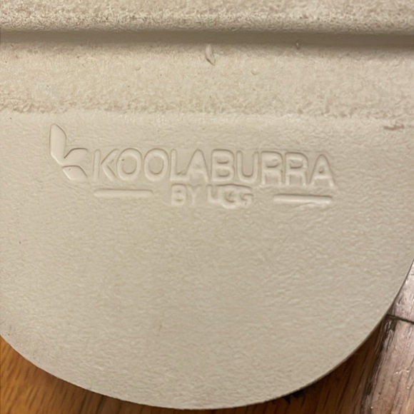 Koolaburra by UGG Slippers. Size 8. Black/Gray Animal Print. EUC. Adjustable - Picture 10 of 11